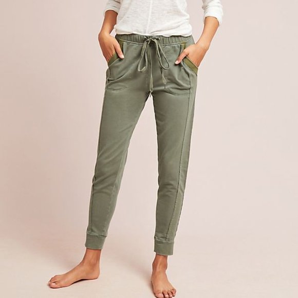Anthropologie Pants - ANTHROPOLOGIE Dylan Cropped Joggers Olive {AA30}